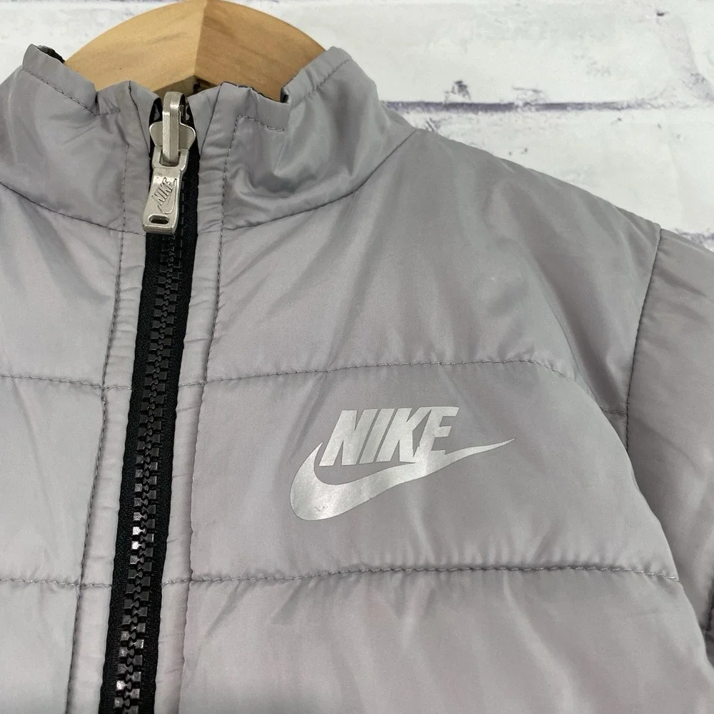Nike Puffer Jacket Boy's Size 4T Toddler Full Zip Puffer Sweater Reversible Camo
